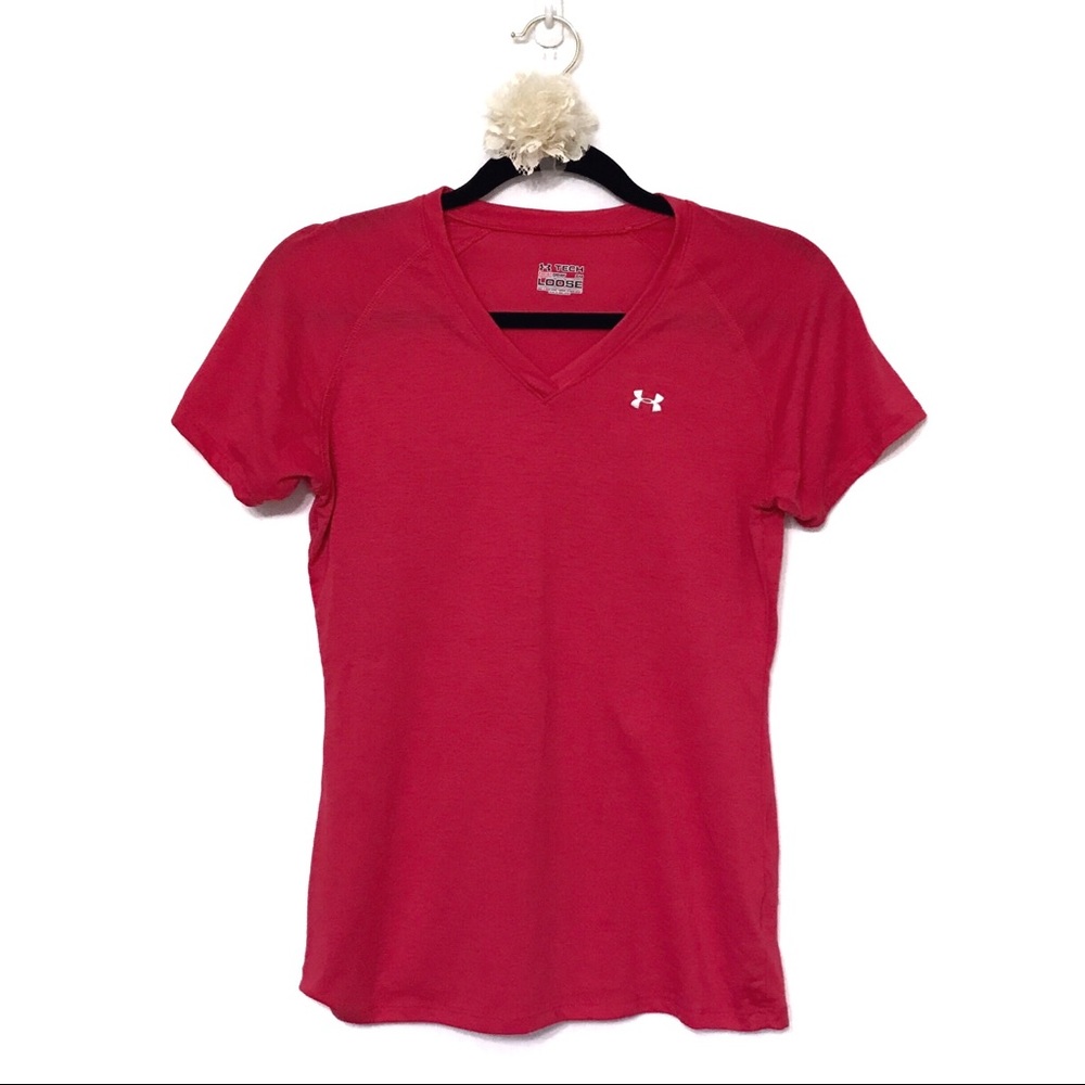 Under Armour Tech Heat Gear-V neck Tee-EUC-Small